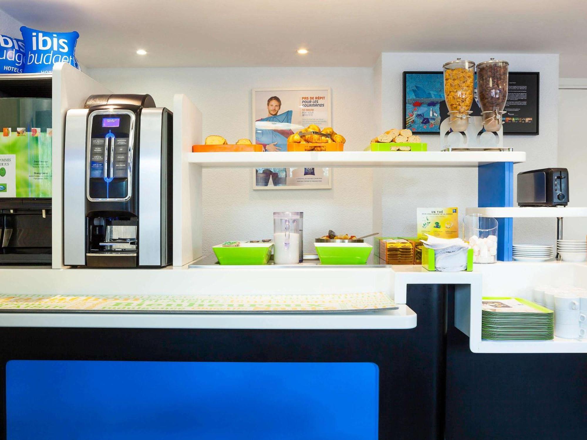 Ibis Budget Sucy En Brie Exterior foto