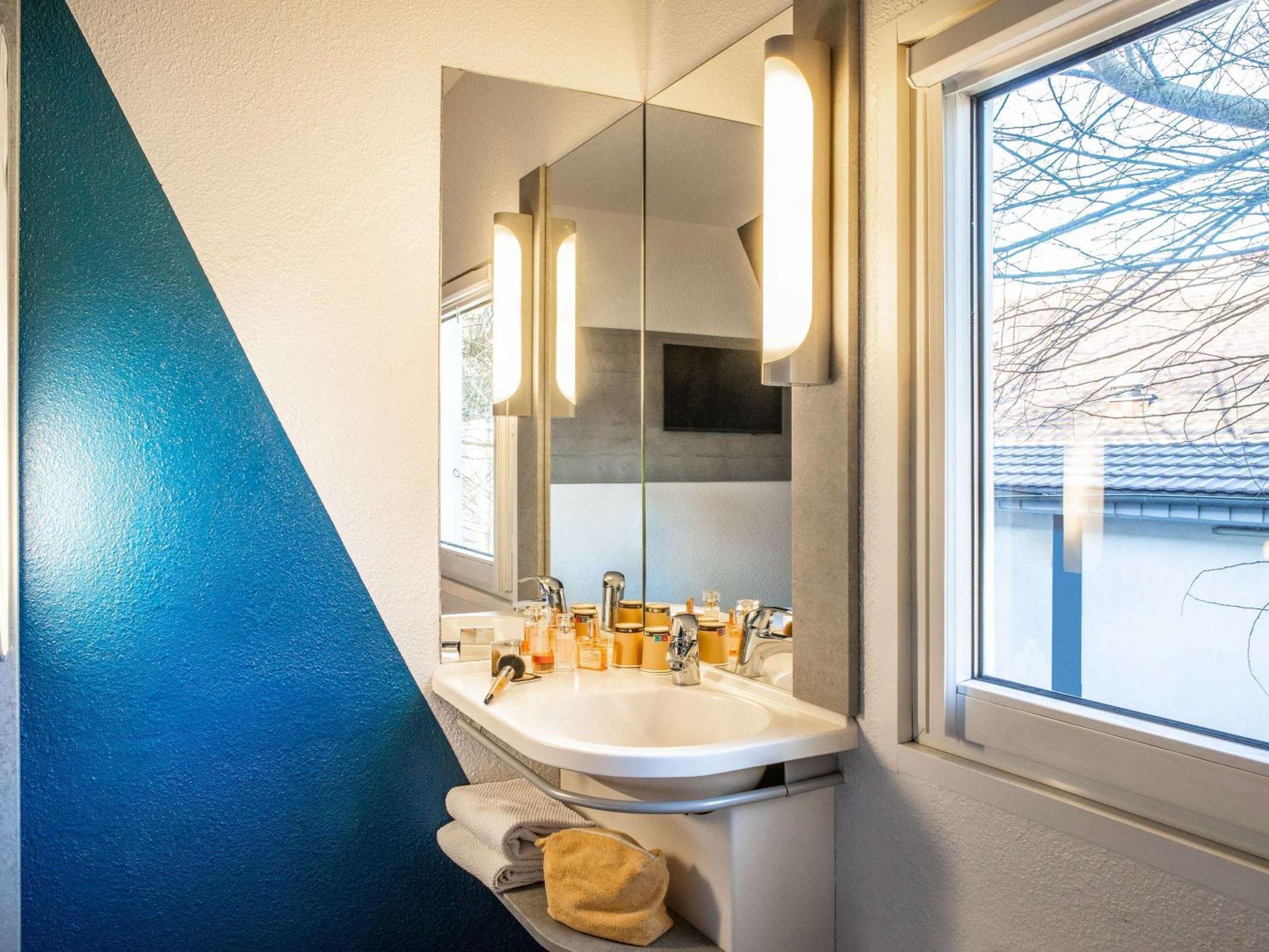 Ibis Budget Sucy En Brie Exterior foto